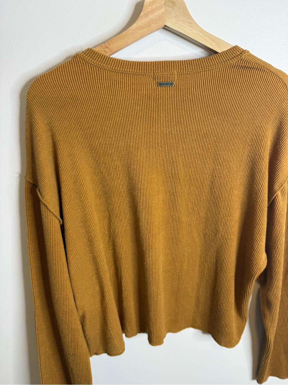 Billabong Waffle Crewneck Sweater in Mustard size medium - Picture 8 of 9